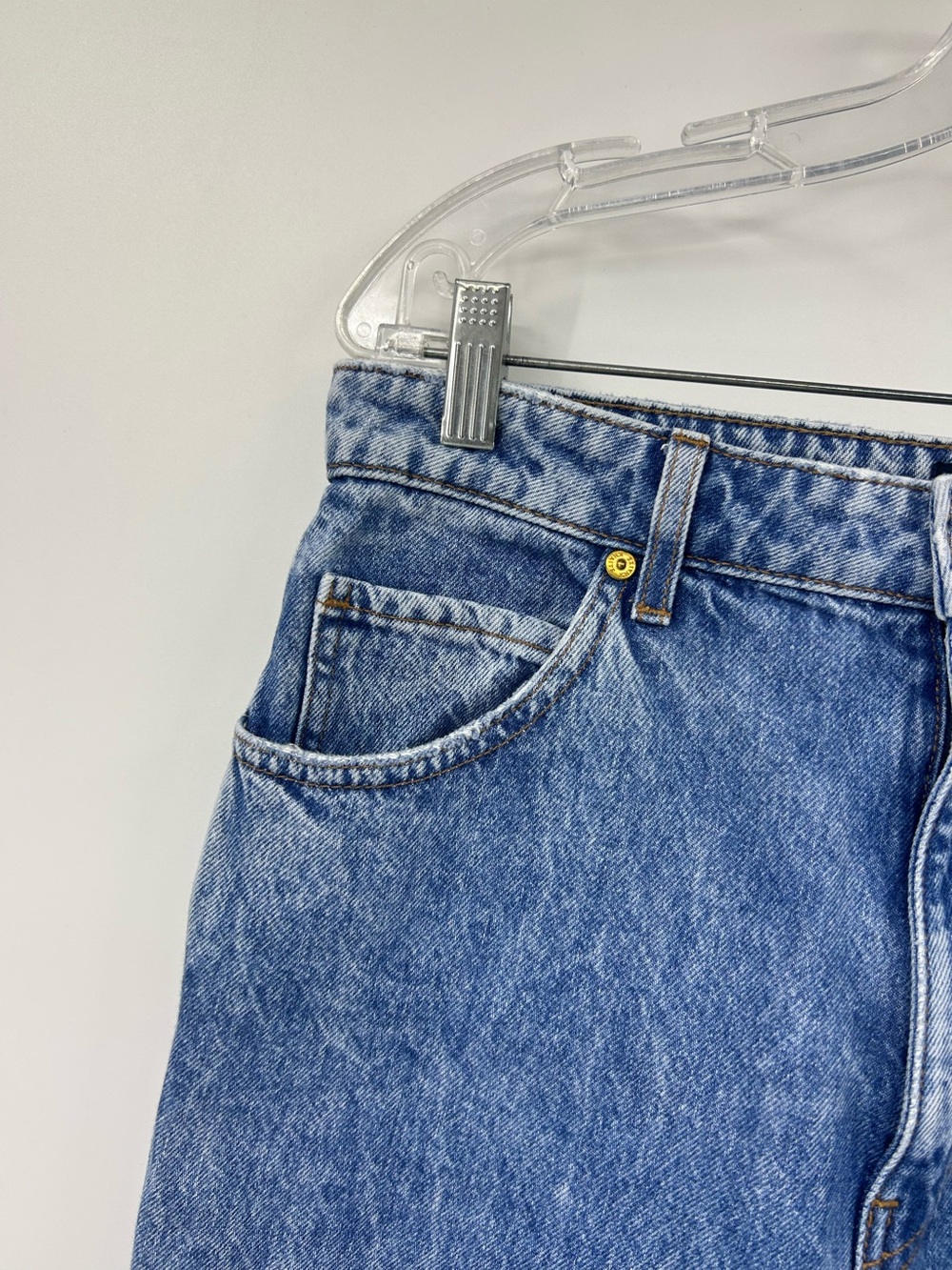 Khaite Women’s Vivian Stretch Denim Bootcut Jeans in Bryce Blue Size 30 - Picture 3 of 13